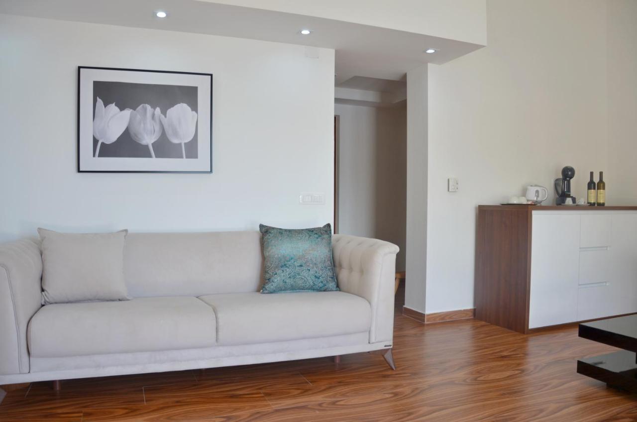 Andaluni Beach Apartments Пржно Экстерьер фото